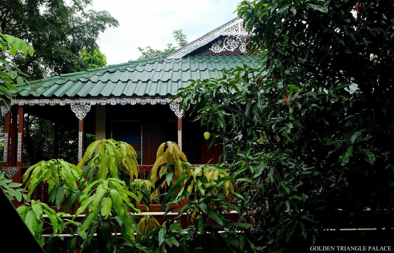 Golden Triangle Palace Chiang Rai Buitenkant foto