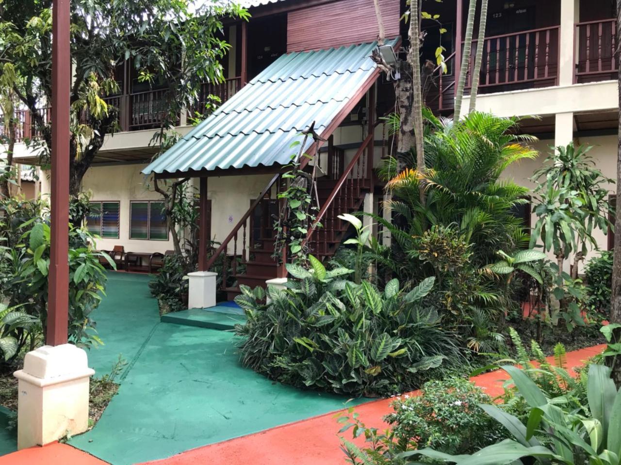 Golden Triangle Palace Chiang Rai Buitenkant foto